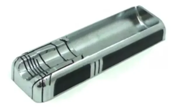 Cinzeiro Grande Em Metal Para Charuto Cor Prateado Lisa