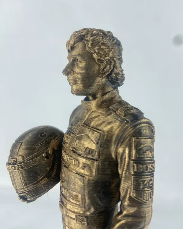 Miniatura Ayrton Senna 24cm Dourada Decorativa