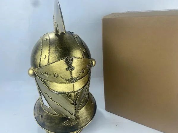 Enfeite Capacete Decorativo  Cavaleiro Medieval Dourado