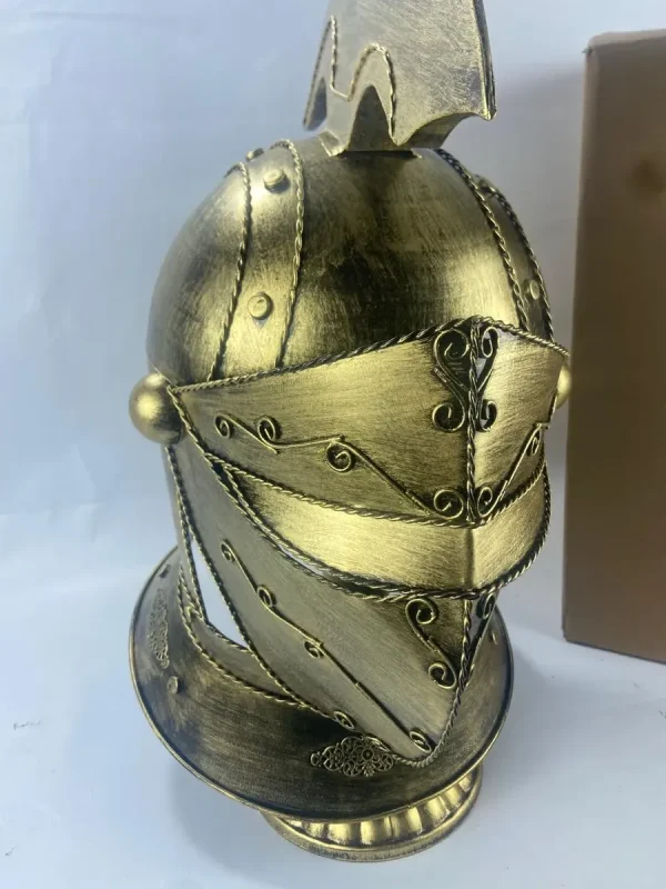 Enfeite Capacete Decorativo  Cavaleiro Medieval Dourado