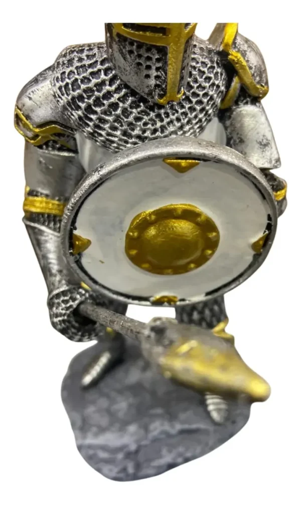 Estatueta Cavaleiro Templário Medieval Escudo